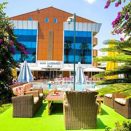 Fame Hotel 2*